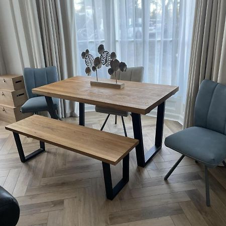 Stunning 2-Bed-2Bath Apt In Whitby With Parking Daire Dış mekan fotoğraf